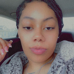 Meet your Posher, Briana